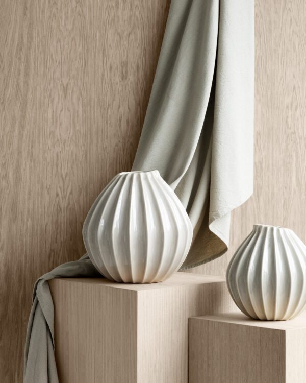 Wide Vase Large, Ivory