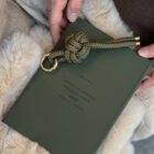 Knot keychain, Olive