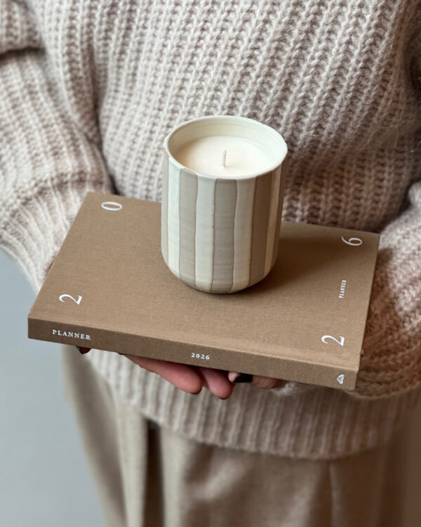 Duftkerze, stripe creme